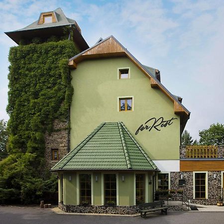 Forrest Hotel Chomutov Kültér fotó