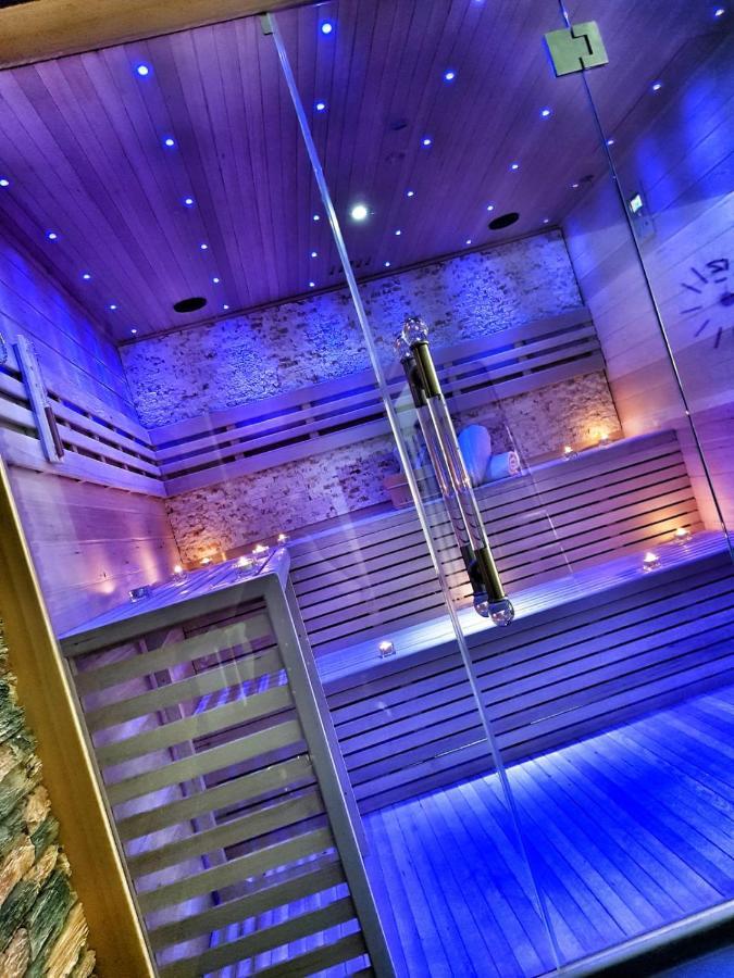 Forrest Hotel Chomutov Kültér fotó