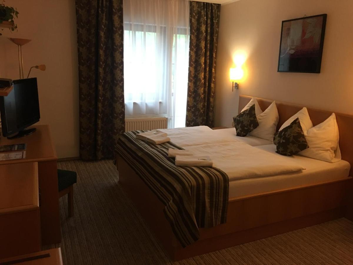 Forrest Hotel Chomutov Kültér fotó
